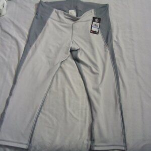Woman Under Armour Leggings (new)